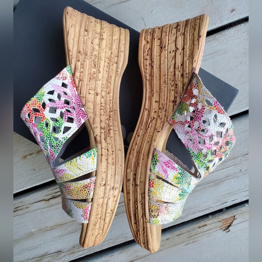 Spring Step Italian Genuine Leather Viniko White Multi Slip-on Wedge Sandals - Picture 5 of 14